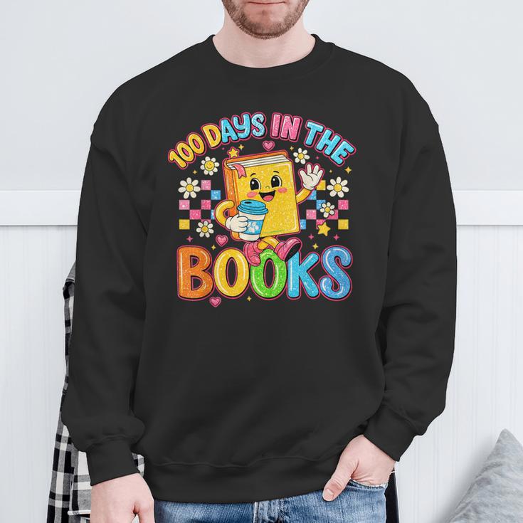 HUGvyn Preppy 100 Days In The Books Teacher Reading Coffee Sweatshirt Gifts for Old Men