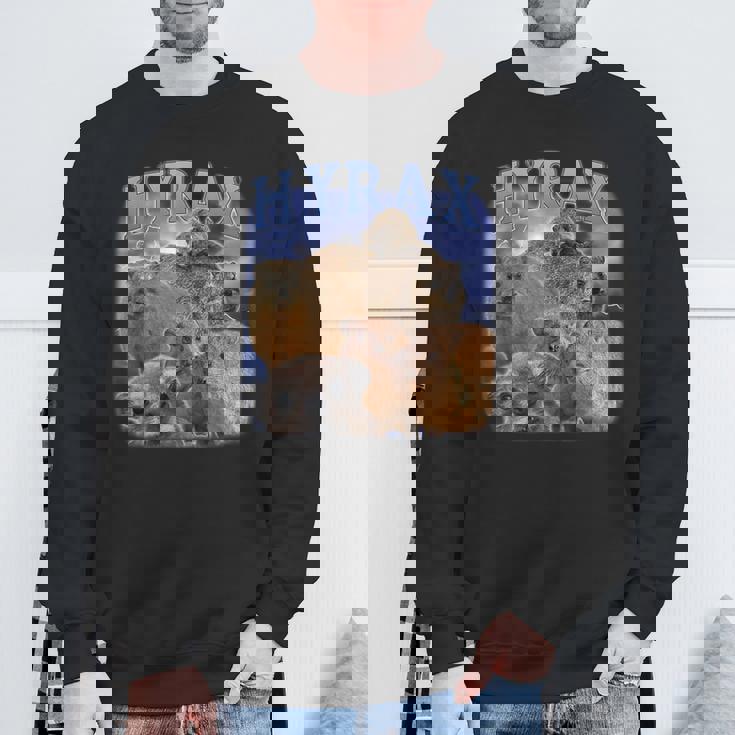 Hyrax Fire Meme Animal Lover ユーモア ロック ハイラックス スウェットシャツ 高齢者への贈り物