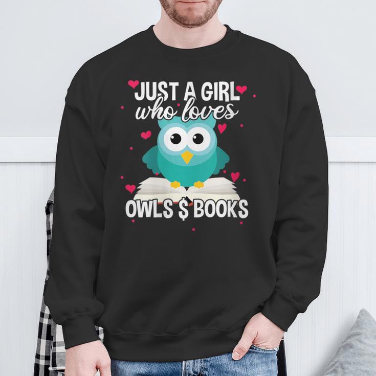 Just A Girl Who Loves Owls And Books Cute Bookworm Sweatshirt Gifts for Old Men Just A Girl Who Loves Owls And Books Cute Bookworm Sweatshirt Gifts for Old Men