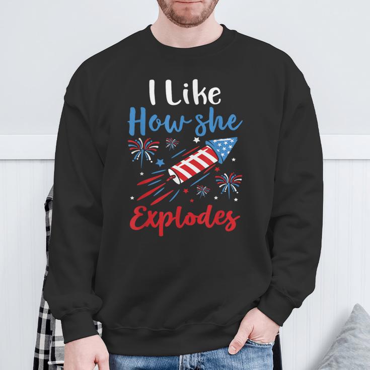 I Likehe Explodes Fireworks 4Th Of July カップル スウェットシャツ 高齢者への贈り物