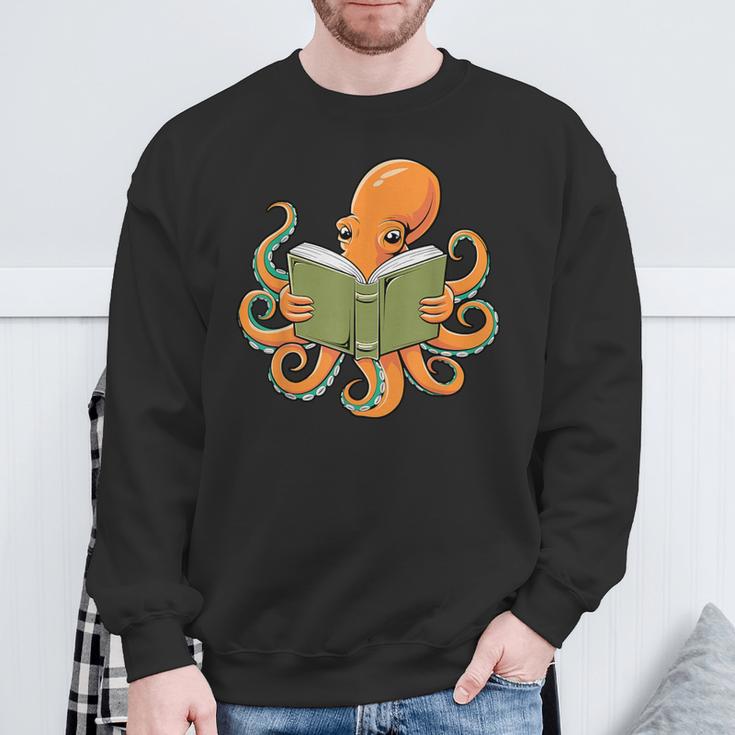 Octopus Reading Book Bookworm Librarian Women Men Kids Sweatshirt Gifts for Old Men
