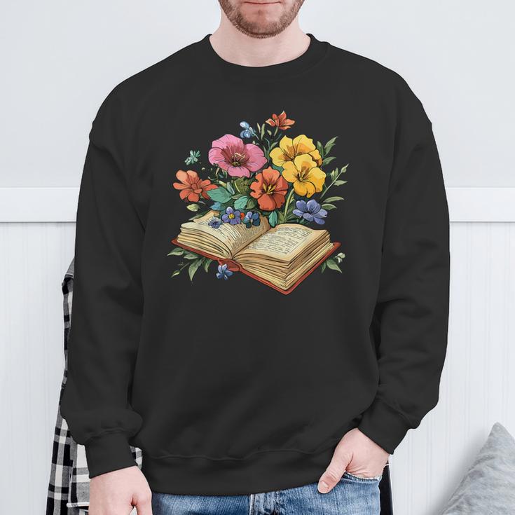 Open Book With Wildflowers Vintage Botanical Reading Sweatshirt Gifts for Old Men Open Book With Wildflowers Vintage Botanical Reading Sweatshirt Gifts for Old Men