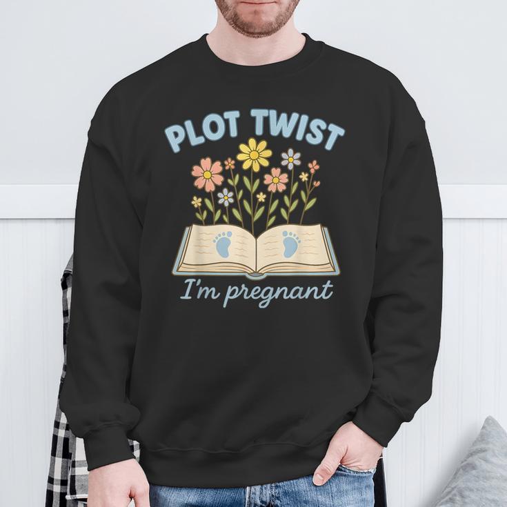 Plot Twist I'm Pregnant Literary Pregnancy Announcement Book Sweatshirt Gifts for Old Men