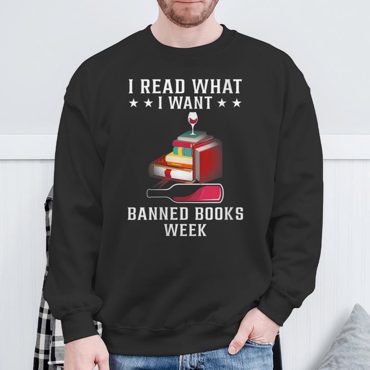 I Read What I Want Banned Books Bookworm Nerd Lover Sweatshirt Gifts for Old Men