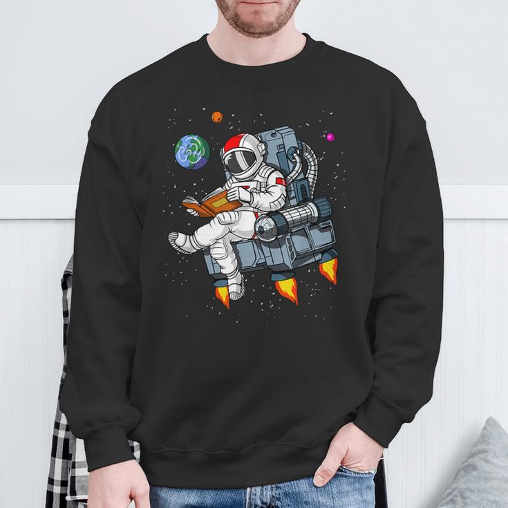Space Astronaut Reading Book Bookworm Nerd Librarian Sweatshirt Gifts for Old Men