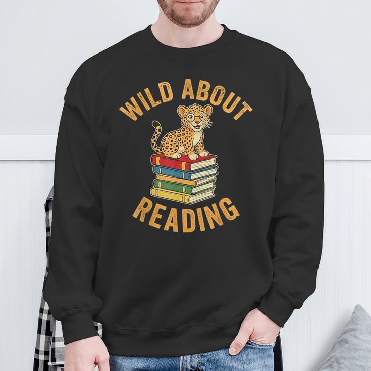 Wild About Reading Cute Leopard Teacher Kids Book Lover Sweatshirt Gifts for Old Men