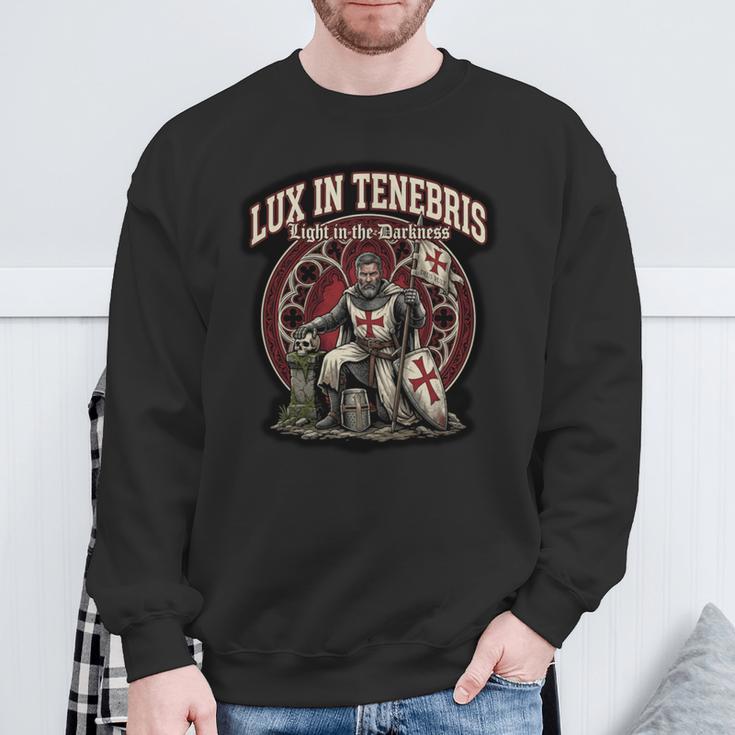 カトリック騎士団 テンプル騎士団 十字軍 十字架 ラテン 長袖tシャツ スウェットシャツ 高齢者への贈り物