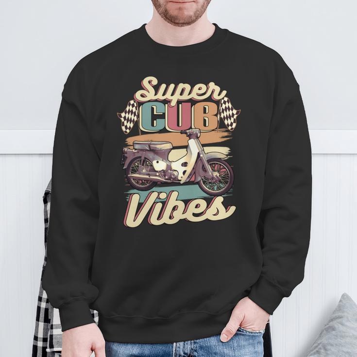 スーパーカブ C100 原付バイク ヴィンテージ バイブ レトロジャパン 長袖tシャツ スウェットシャツ 高齢者への贈り物