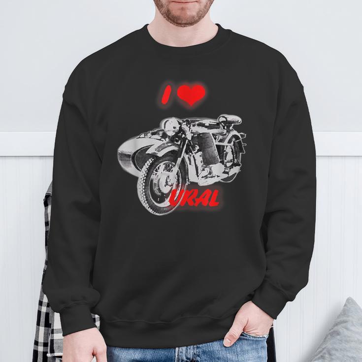 ロシアのレトロなオートバイ愛好家のためのi Love Ural スウェットシャツ 高齢者への贈り物