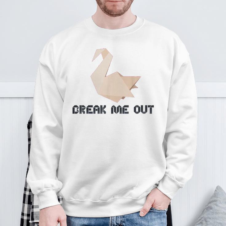 Break Me Out Of This Prison 折り紙 スウェットシャツ 高齢者への贈り物