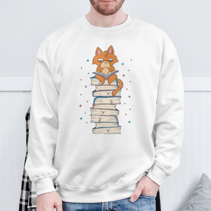 Cat Sits On Books Reading Reading Book Lover Sweatshirt Gifts for Old Men