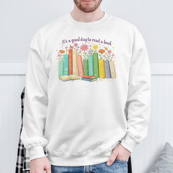 It's a Good Day To Read Book Outfit Sweatshirt Gifts for Old Men