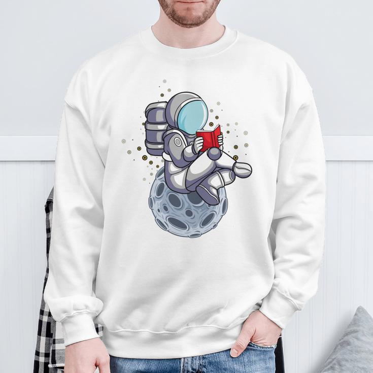 Reading Read Books Reader Nerd Cartoon Astronaut Moon Sweatshirt Gifts for Old Men