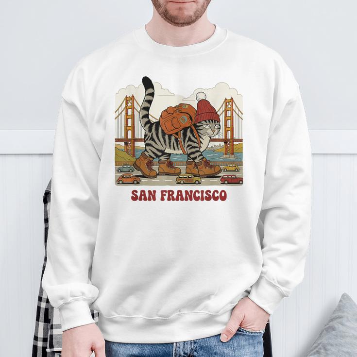 San Francisco Cat Tshirt Golden Gates Bridge Reading Books Sweatshirt Gifts for Old Men