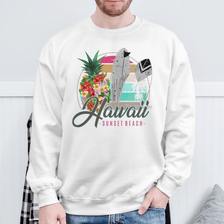 Sunset Beach Hawaii、サーフィンサーフボードレトロ、バックプリント 長袖tシャツ スウェットシャツ 高齢者への贈り物