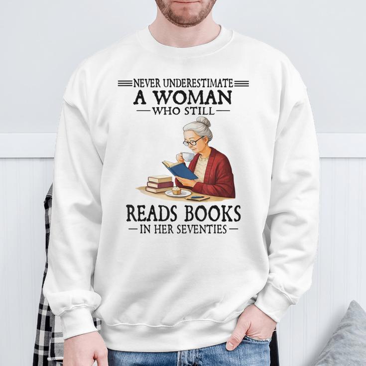 Never Underestimate A Woman Who Still Reads Books In Her Sweatshirt Gifts for Old Men