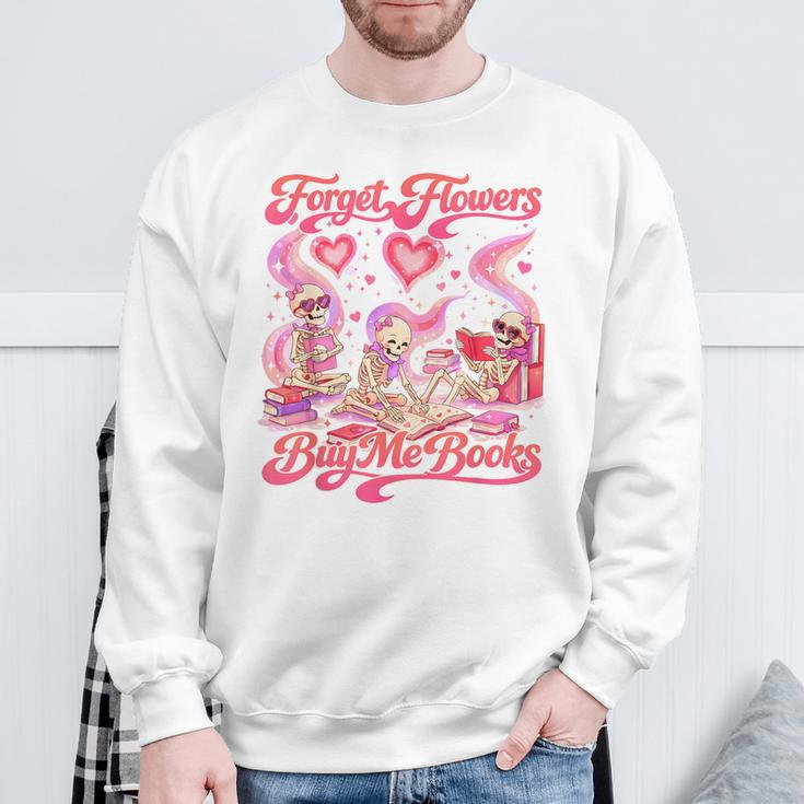 Valentines XOXO Book Lover Forgets Flowers Buys Me Books Sweatshirt Gifts for Old Men