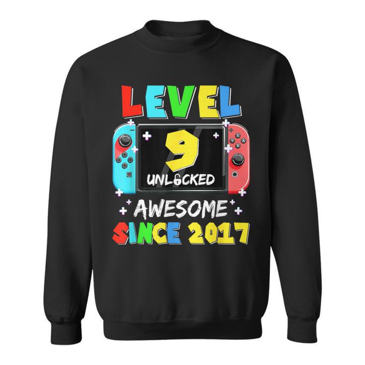 2017年以降、レベル9のロック解除済みゲーム9歳の誕生日。 スウェットシャツ