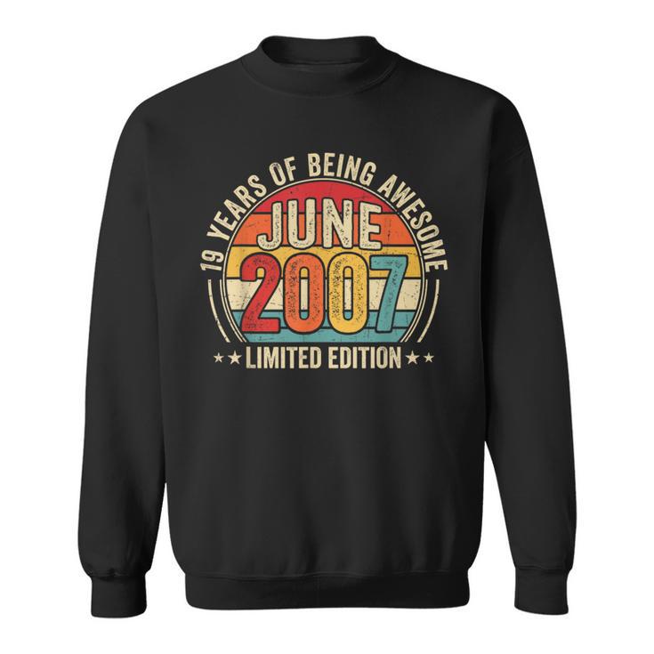 Awesomeince June 2007 ビンテージ レトロ 19歳の誕生日 メンズ スウェットシャツ