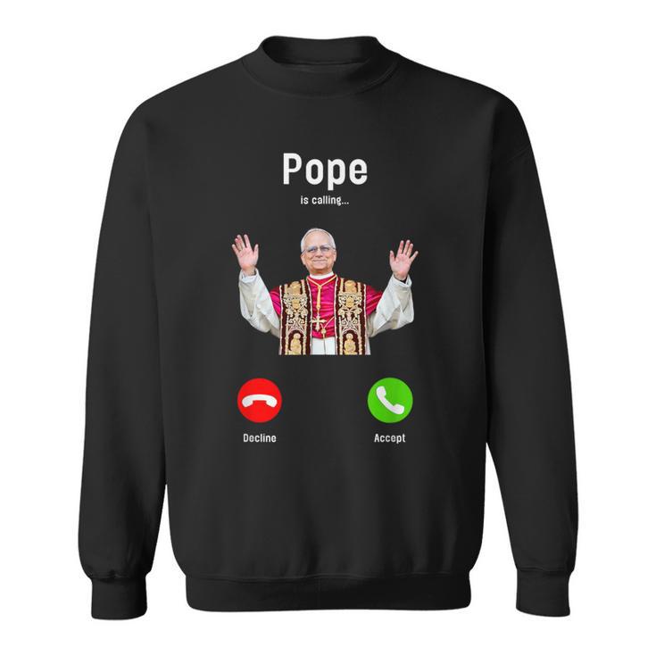 Pope Leo Xiv Is Calling Catholic Humor メンズ レディース スウェットシャツ