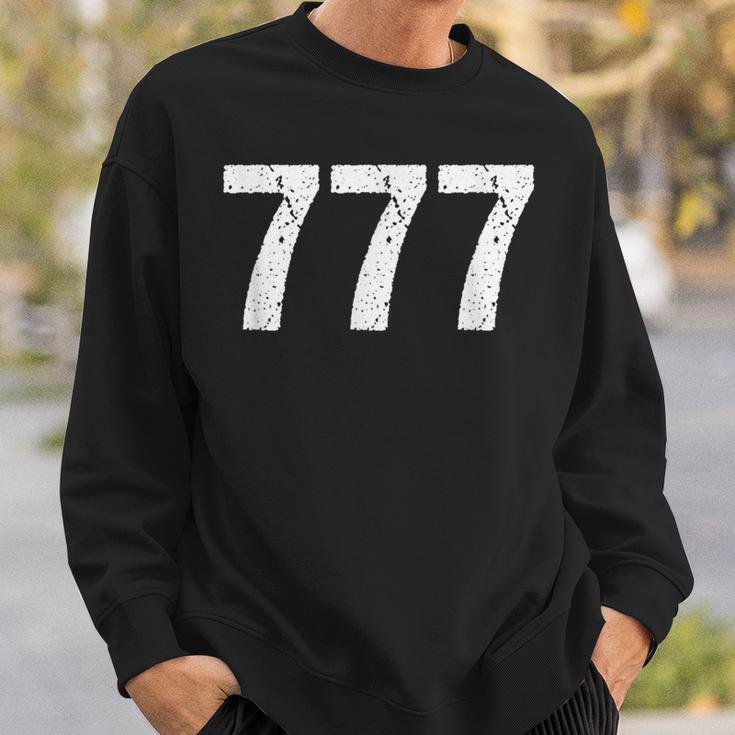 777 数秘術 スピリチュアルパーソナルナンバー 777 エンジェルナンバー スウェットシャツ 彼への贈り物