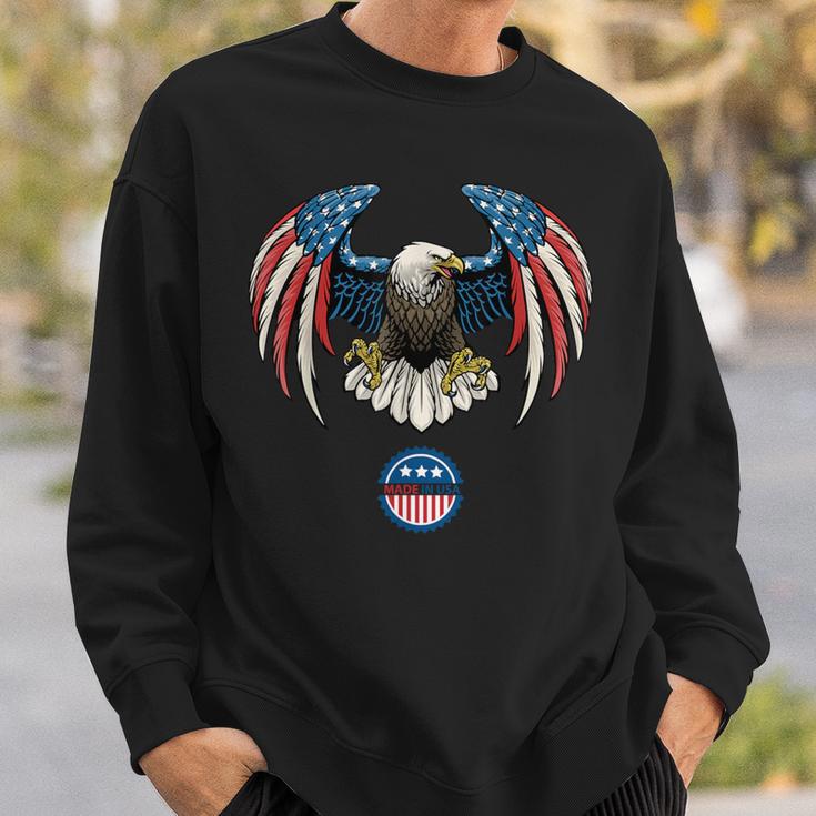 Abstract Unitedtates Of America Wild Eagle With Usa Flag スウェットシャツ 彼への贈り物