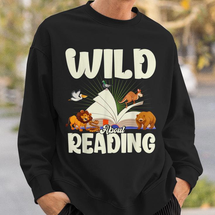 Avid Readers Bookworms Book Lovers Wild About Reading Lovers Sweatshirt Gifts for Him Avid Readers Bookworms Book Lovers Wild About Reading Lovers Sweatshirt Gifts for Him