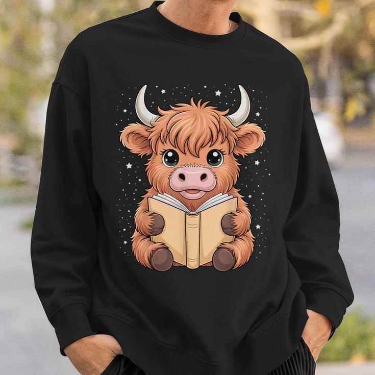 Cute Highland Cow Reading Book Sweatshirt Gifts for Him