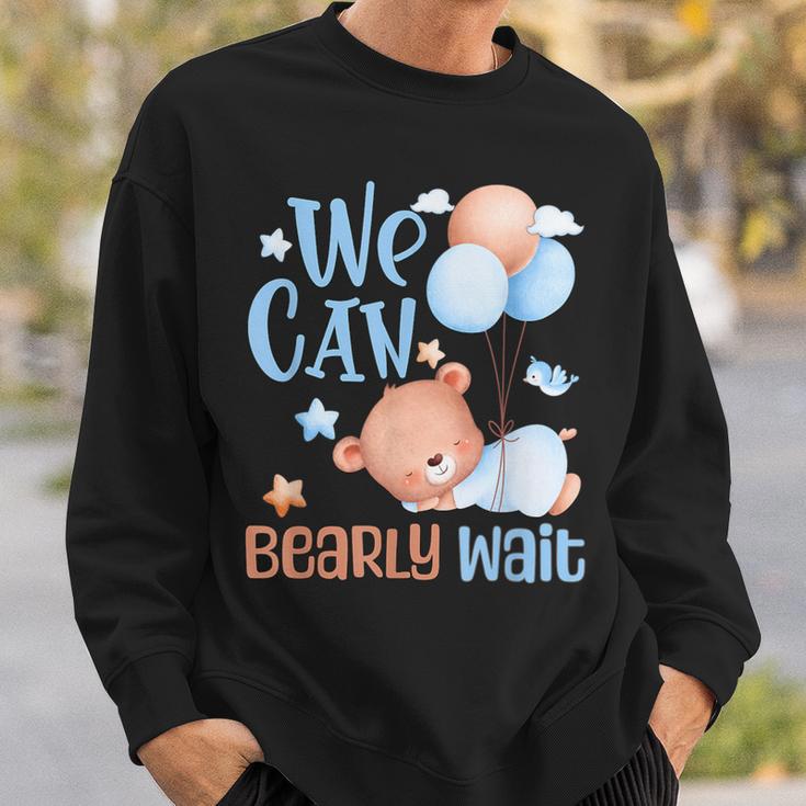 Cute We Can Bearly Wait For Gender Neutral ベビーシャワーパーティー スウェットシャツ 彼への贈り物