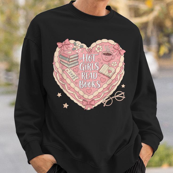Hot Girls Read Books Cute Heart Graphic Sweatshirt Gifts for Him Hot Girls Read Books Cute Heart Graphic Sweatshirt Gifts for Him