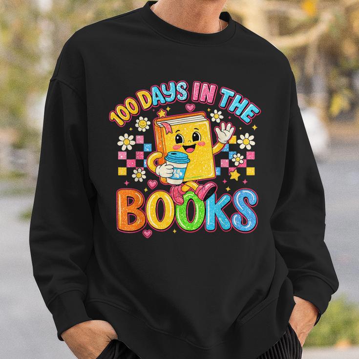HUGvyn Preppy 100 Days In The Books Teacher Reading Coffee Sweatshirt Gifts for Him
