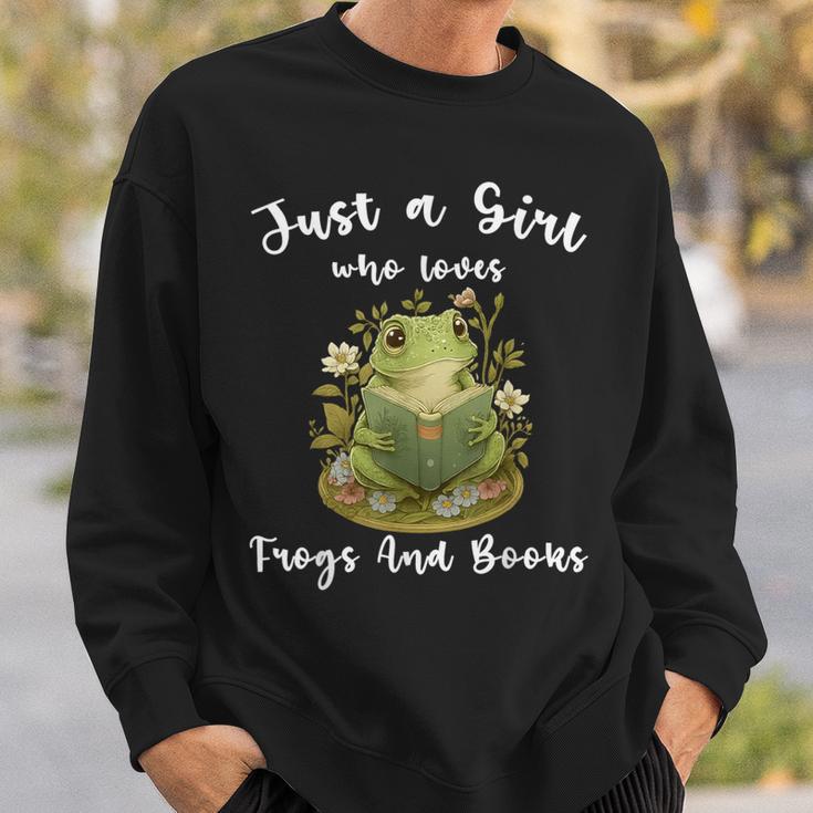 Just A Girl Who Loves Frogs And Books Cute Reading Sweatshirt Gifts for Him