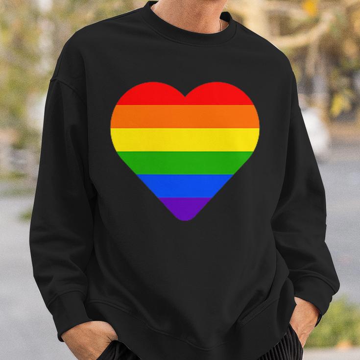 Lgbt レインボーウィングス フラッグ ハート ゲイ バイ ラブ プライド月間 Lgbtq スウェットシャツ 彼への贈り物