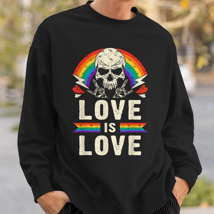 Lgbtプライド、レインボー、ハードギター音楽 スウェットシャツ 彼への贈り物