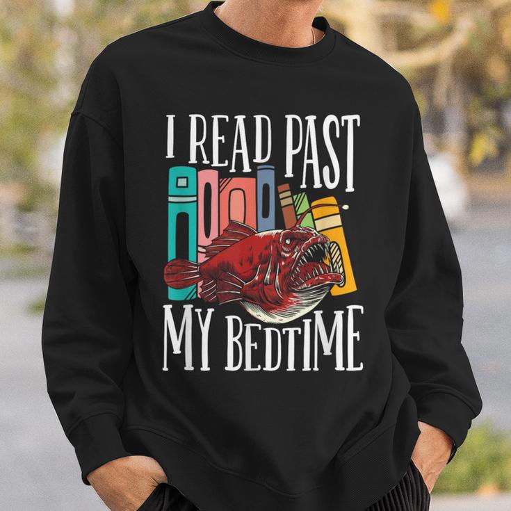 I Read Past My Bedtime Bookworm Book Lovers Sweatshirt Gifts for Him I Read Past My Bedtime Bookworm Book Lovers Sweatshirt Gifts for Him