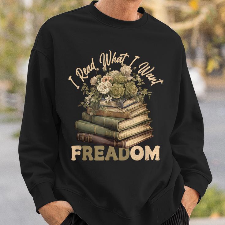 Vintage Censorship Freedom Reading Nerd I Read Banned Books Sweatshirt Gifts for Him