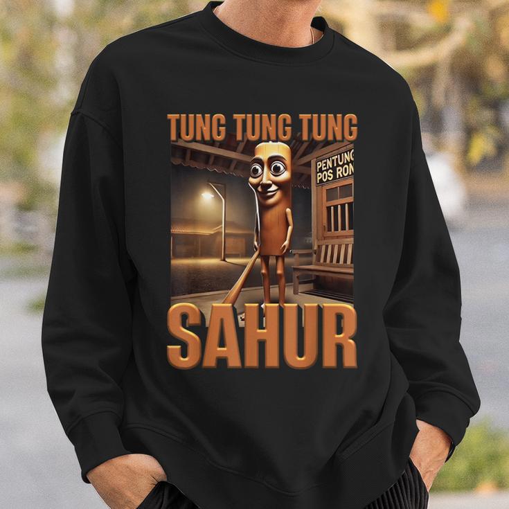 インターネット 陽気なミーム Aiキャラクター Tung Tung Tungahur スウェットシャツ 彼への贈り物