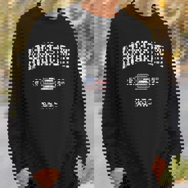 カンザスシティカンザスks ヴィンテージ アメリカ国旗 スポーツデザイン スウェットシャツ 彼への贈り物