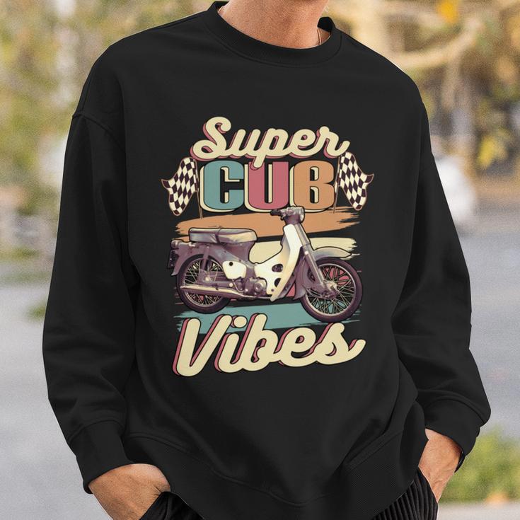 スーパーカブ C100 原付バイク ヴィンテージ バイブ レトロジャパン 長袖tシャツ スウェットシャツ 彼への贈り物