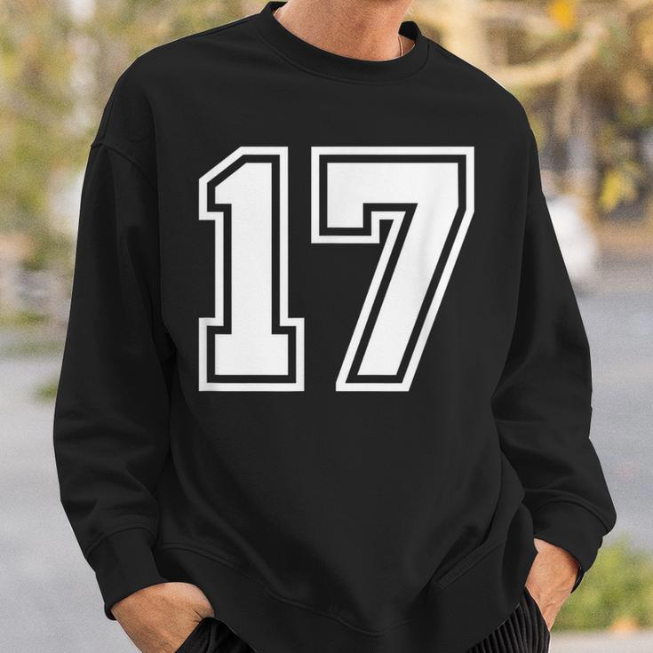 チームジャージーナンバー＃17スポーツギフト スウェットシャツ 彼への贈り物