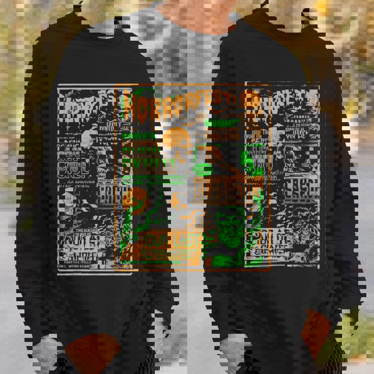 ヴィンテージ・ハロウィーン・クラシック・ホラー映画ポスター ホラーフェスト スウェットシャツ 彼への贈り物