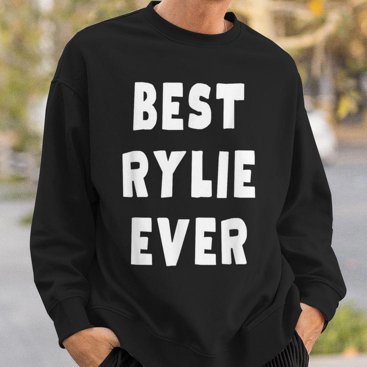 史上最高の Rylie スウェットシャツ 彼への贈り物