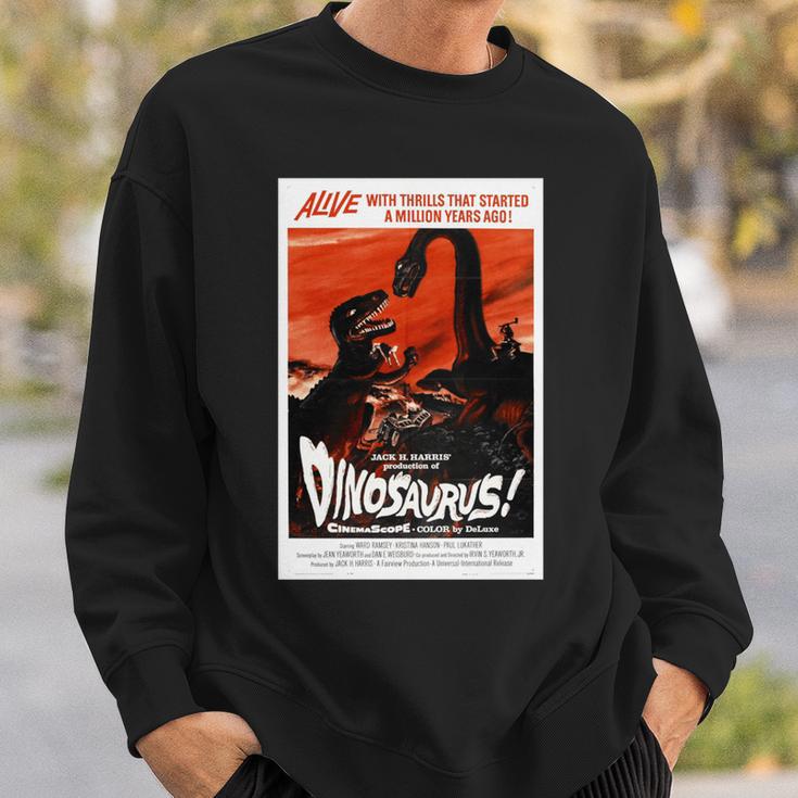 恐竜レトロヴィンテージ映画ポスタープリント 長袖tシャツ スウェットシャツ 彼への贈り物