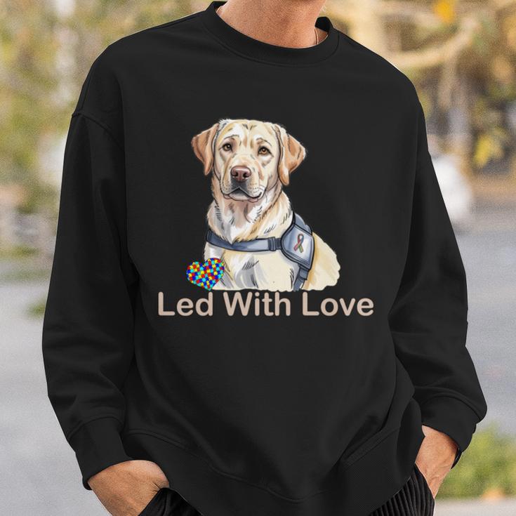 自閉症啓発サポート犬ラブラドールのニューロダイバーシティ 長袖tシャツ スウェットシャツ 彼への贈り物