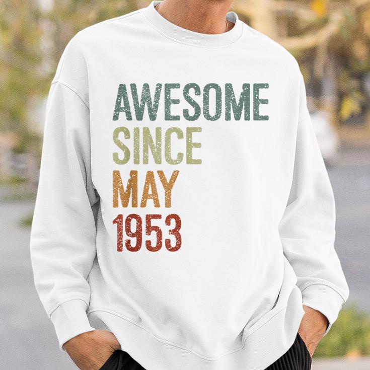 1953年5月以来素晴らしい誕生日。面白いレトロ。 スウェットシャツ 彼への贈り物