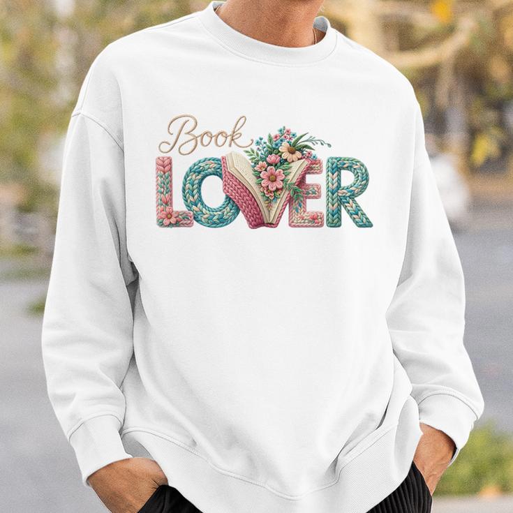 Book Lover Vintage Bookworm Floral Reading Women Girls Sweatshirt Gifts for Him