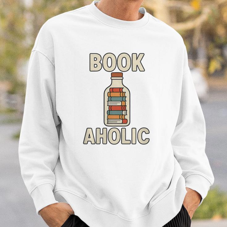 Bookaholic – Book Lover Pun Graphic For Readers Premium Tri-Blend Sweatshirt Gifts for Him