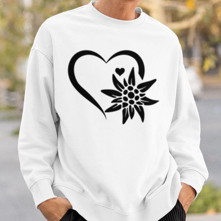 Edelweiss フラワーマウンテン Edelweiß フラワーハート Edelweiß 長袖tシャツ スウェットシャツ 彼への贈り物