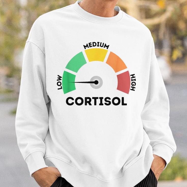 Low Cortisol Levels Meme スウェットシャツ 彼への贈り物