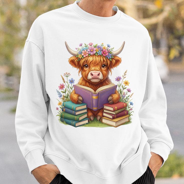 Highland Cow Book Floral Bookworm Librarian Cute Easter Day Sweatshirt Gifts for Him Highland Cow Book Floral Bookworm Librarian Cute Easter Day Sweatshirt Gifts for Him